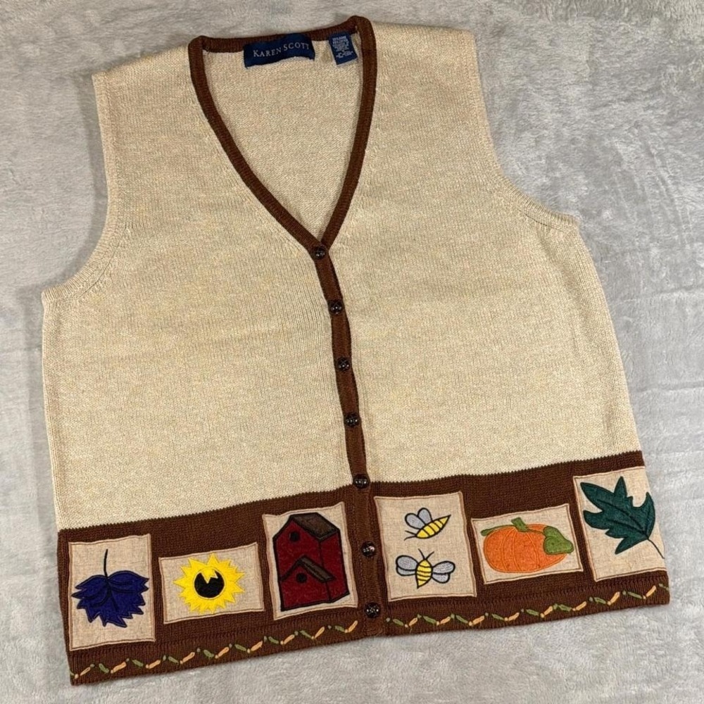 90s Vintage Karen‎ Scott Embroidered Fall Patch Knit Vest | Cream/Brown | L